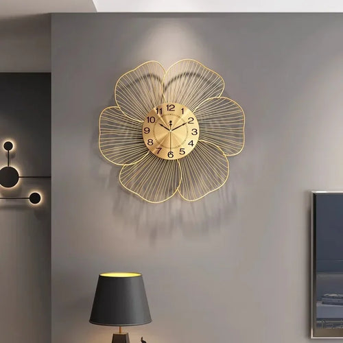 designer metal wall clock for a modern and refined interior - vue 3 sur 8