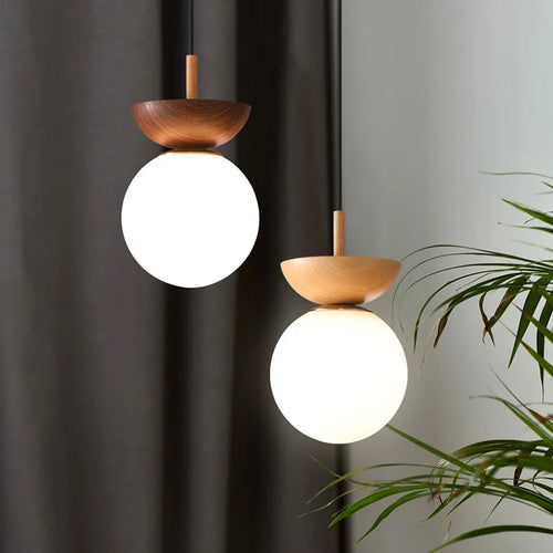 Nordic walnut wood grain LED ceiling light with round glass shade - vue 5 sur 10