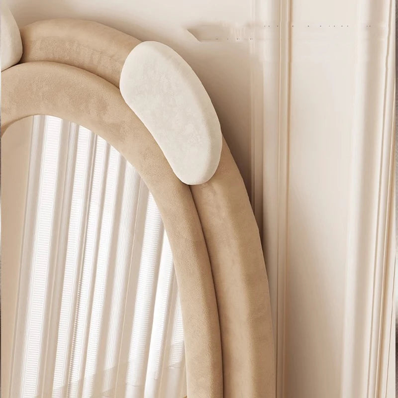 Modern creative kawaii wall mirror for aesthetic decoration - vue 4 sur 10