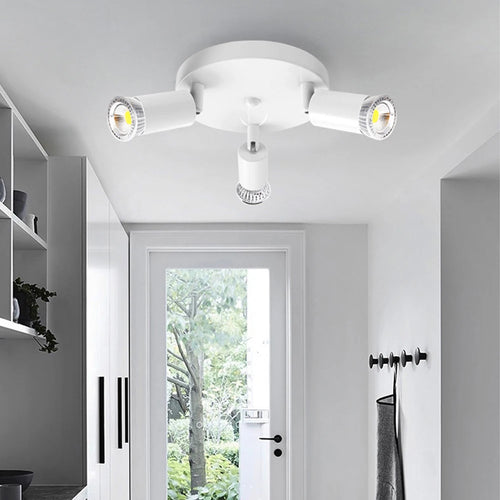 Adjustable three-head rotatable flush mount ceiling light for modern lighting - vue 3 sur 9