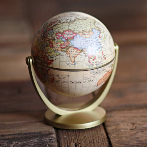 creative retro globe for learning geography - vue 2 sur 6