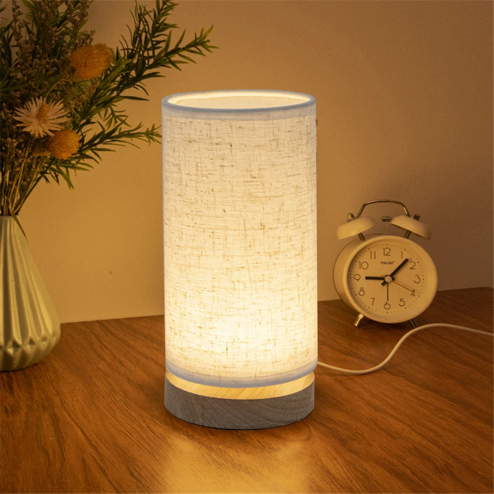 solid wood table lamp with a warm and simple style - vue 4 sur 5