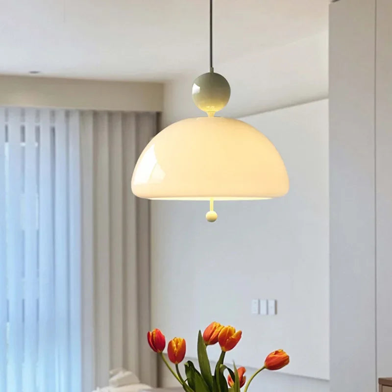 Medieval retro cream glass chandelier for elegant interiors - vue 5 sur 11