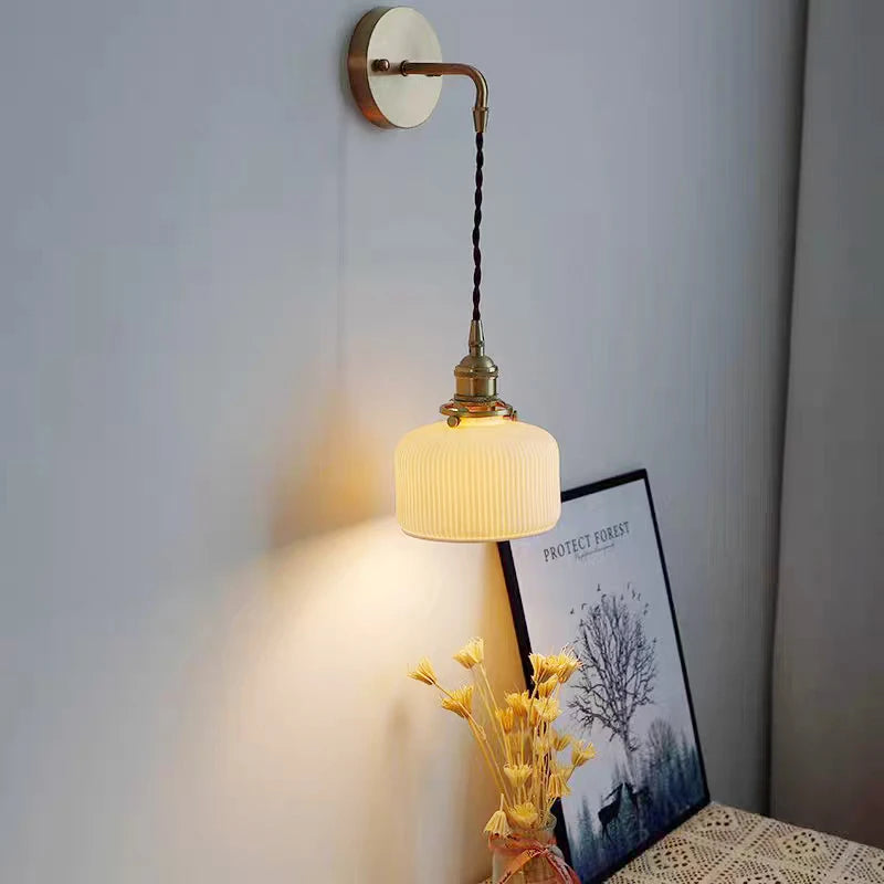 Rechargeable ceramic wall light with rotary switch vintage style