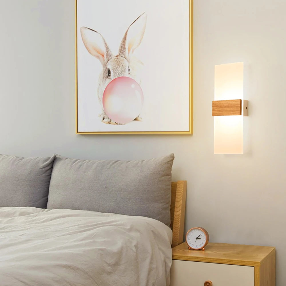 Nordic LED wooden wall light with acrylic shade for bedroom, living room, kitchen and hallway - vue 3 sur 9