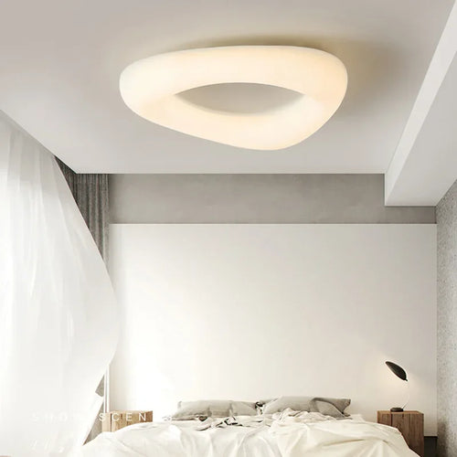 Modern acrylic ceiling light with minimalist nordic design - vue 5 sur 8