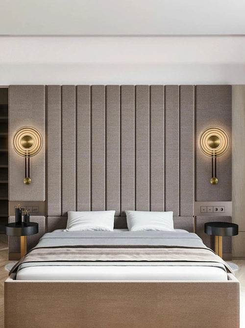 Minimalist designer glass wall light for interiors - vue 5 sur 8