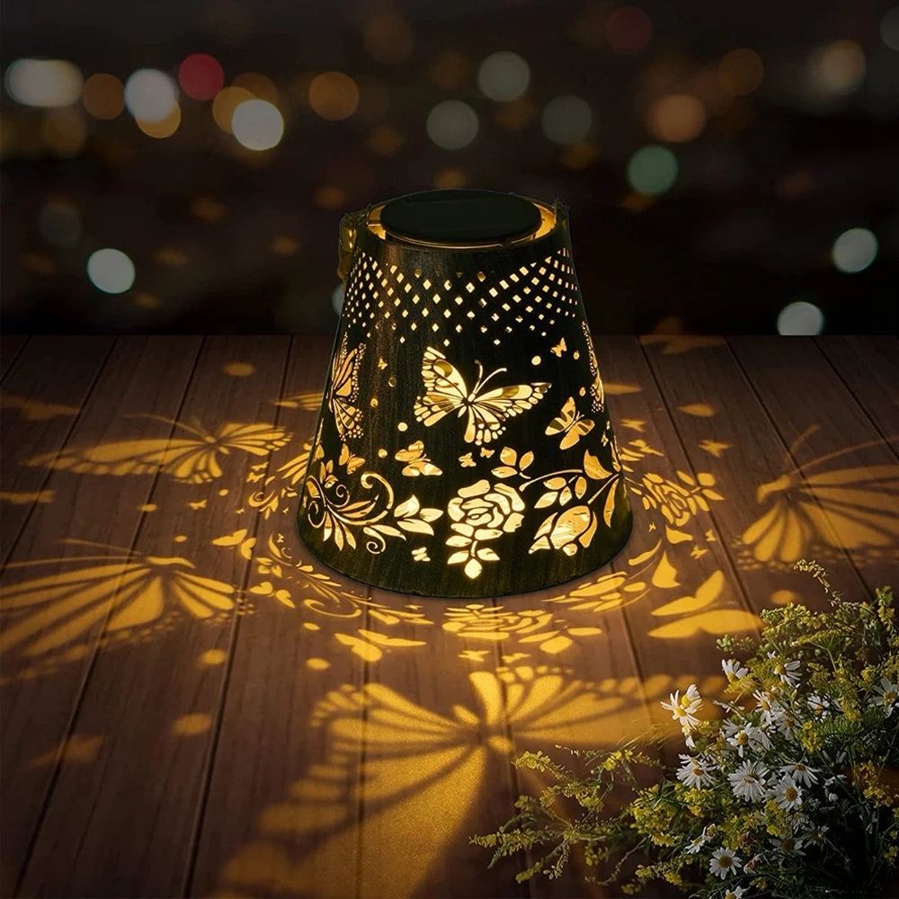Solar hanging lantern with flower and butterfly projection for outdoor garden - vue 5 sur 7