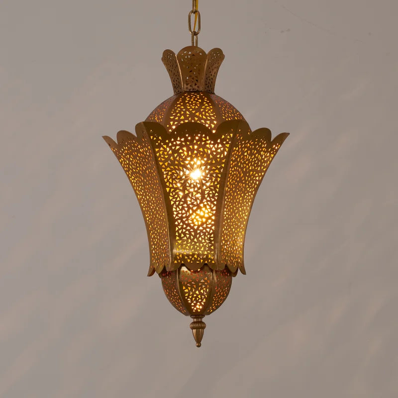 Moroccan retro vintage sculpted metal pendant light for restaurant and hotel