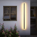 Minimalist aluminium LED wall light for lighting