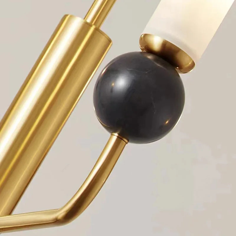 lustre simple et moderne en laiton avec boule en acrylique - vue 6 sur 16
