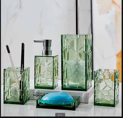 clear plastic toiletry organizer set