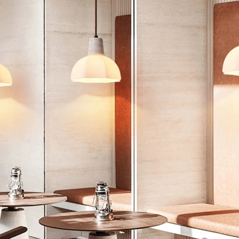 Stone glass chandelier for modern and romantic lighting - vue 5 sur 7