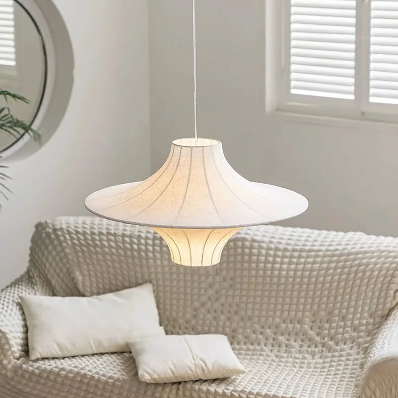 Minimalist wabi sabi silk pendant light for modern interiors - vue 3 sur 8