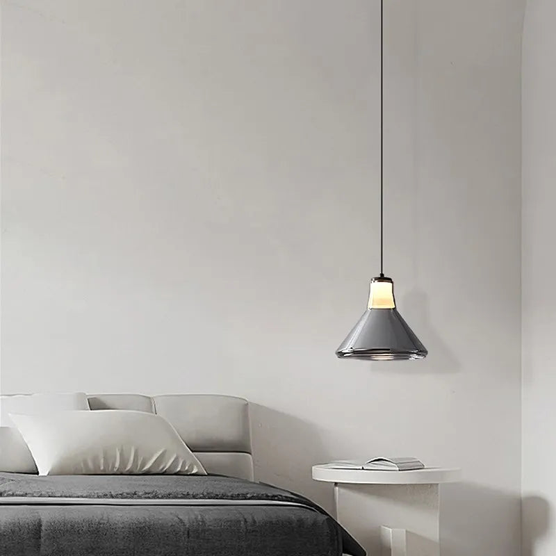Minimalist Nordic design glass LED pendant light - vue 3 sur 23