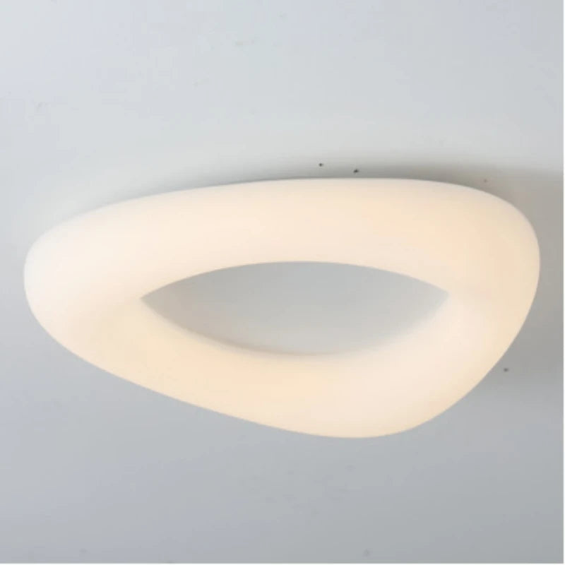 modern cloud-shaped LED ceiling light with remote control - vue 6 sur 14