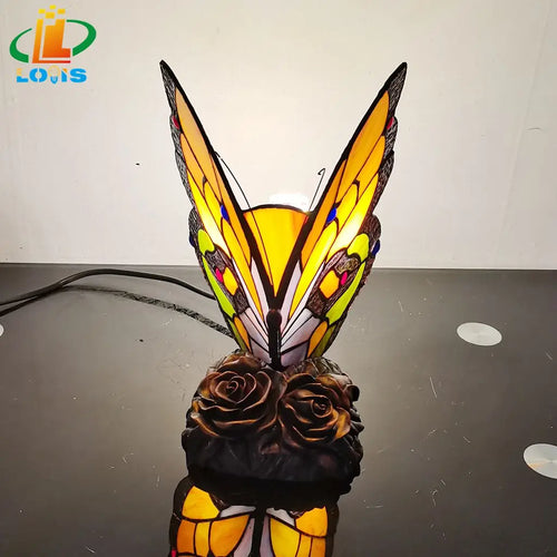 Tiffany style butterfly night light for children and decorative lighting - vue 4 sur 7