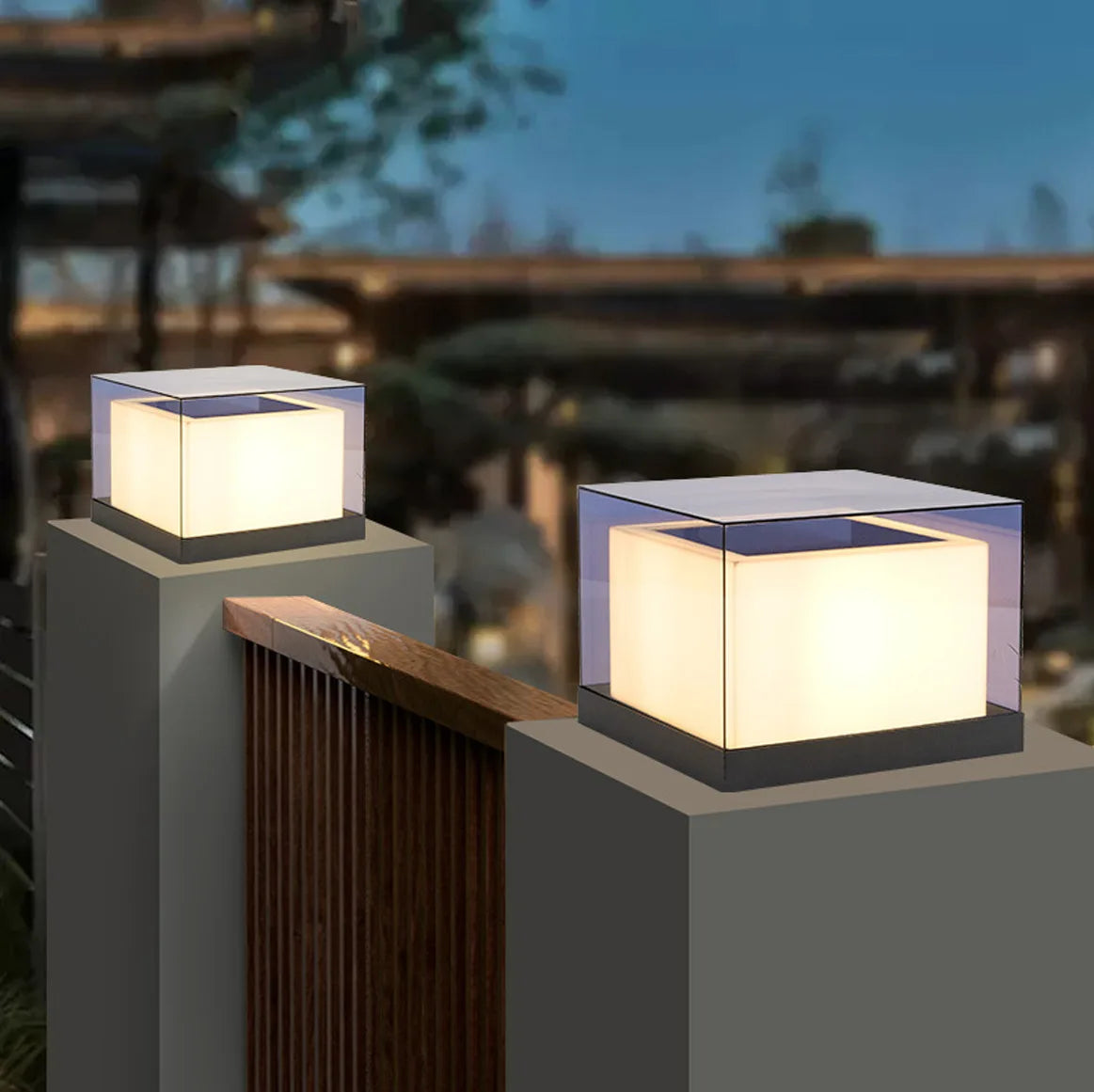 Waterproof solar pillar light for garden and villa