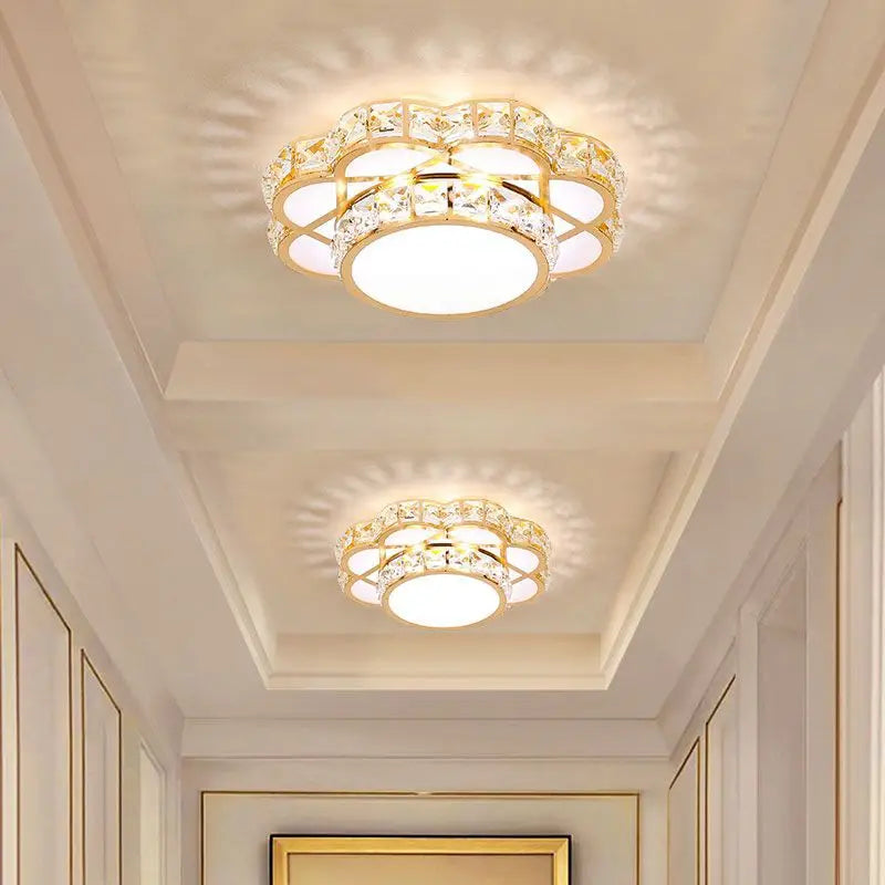 Modern crystal ceiling light with floral design for all spaces - vue 3 sur 7