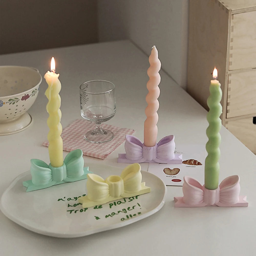Vintage Korean decorative bow-shaped candle holder