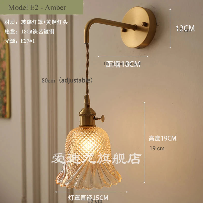 Vintage glass wall light with brass socket - vue 19 sur 21