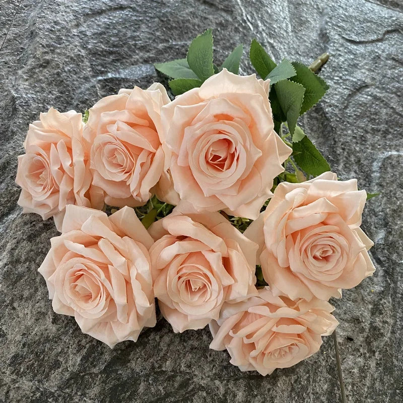 Decorative artificial rose bouquet for events and venues - vue 14 sur 15