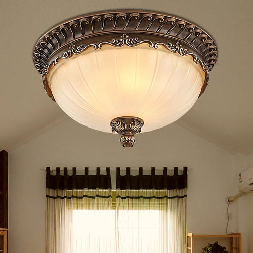 Retro industrial resin ceiling light for indoor lighting - vue 2 sur 8