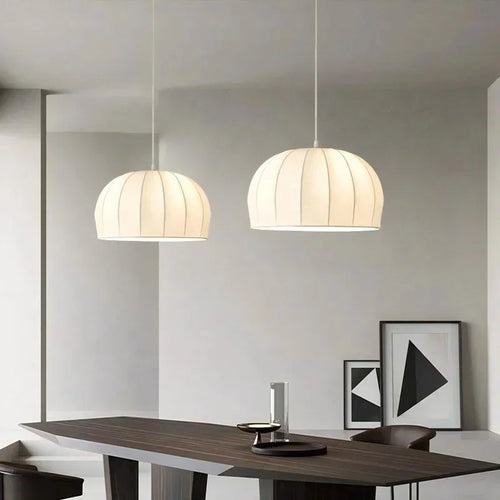 Nordic wabi-sabi silk cocoon decorative pendant light - vue 4 sur 9