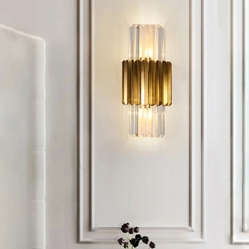 Luxury and modern crystal wall light for hotel - vue 4 sur 11