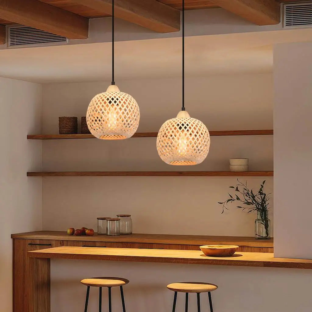 Handwoven bamboo chandelier with integrated LED - vue 10 sur 16