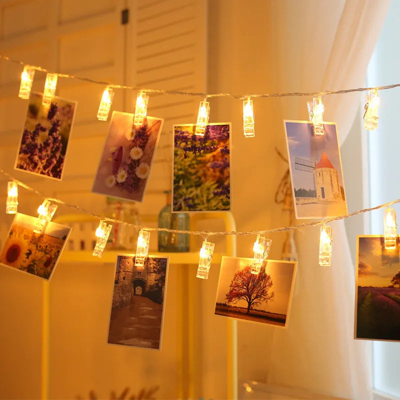 LED string lights with photo holders for festive decoration - vue 4 sur 8