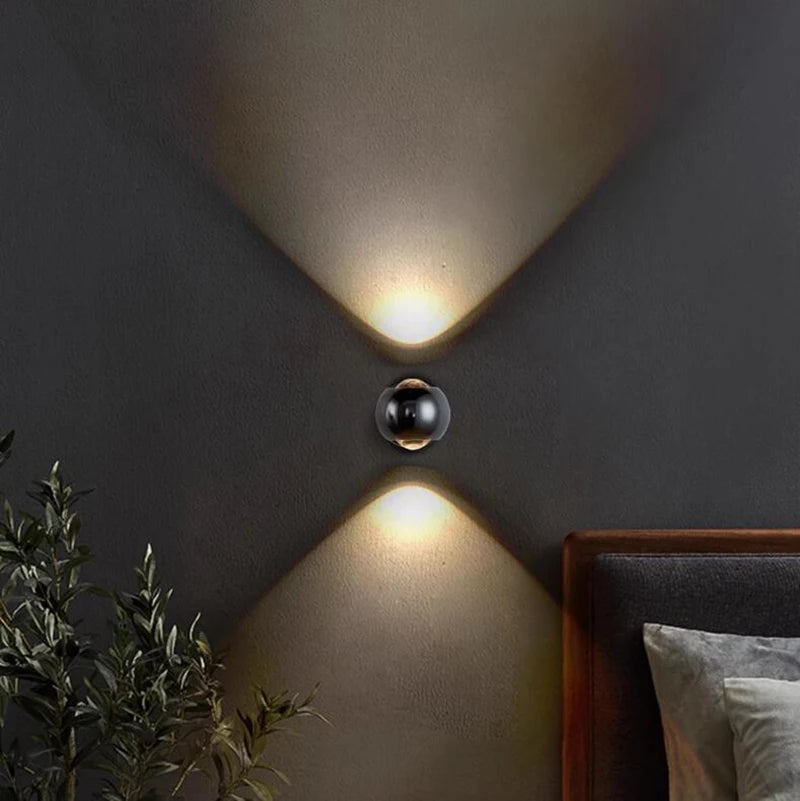 Minimalist wall lights for modern indoor lighting - vue 6 sur 11
