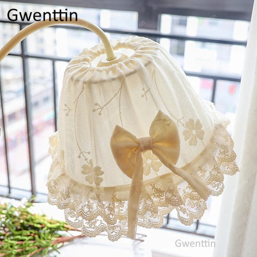 Decorative princess style fabric LED table lamps - vue 4 sur 8