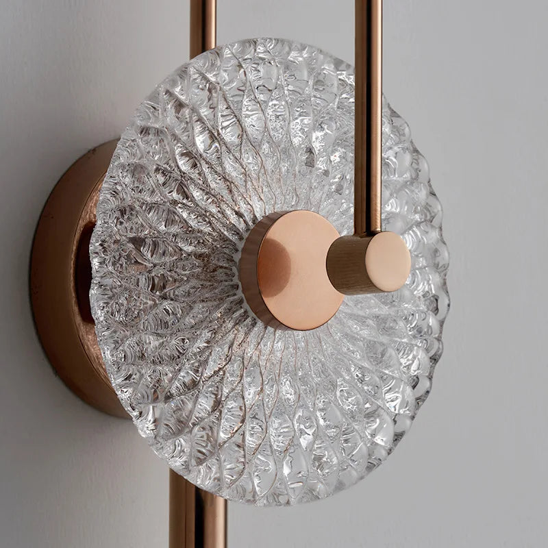 Round glass LED wall light in metal for ambient lighting - vue 5 sur 8