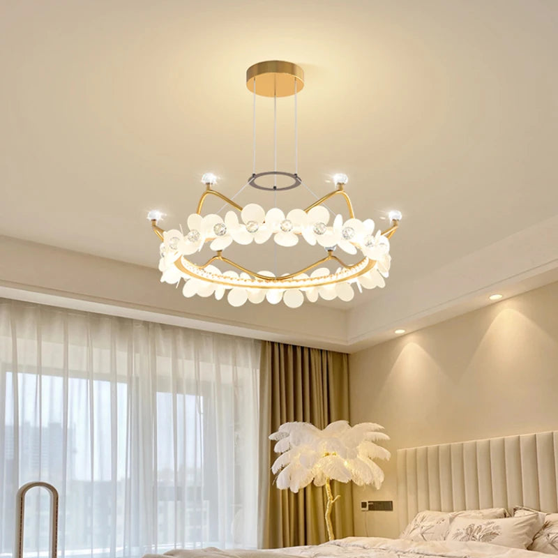 gold crown crystal chandelier for children's decoration luxurious star