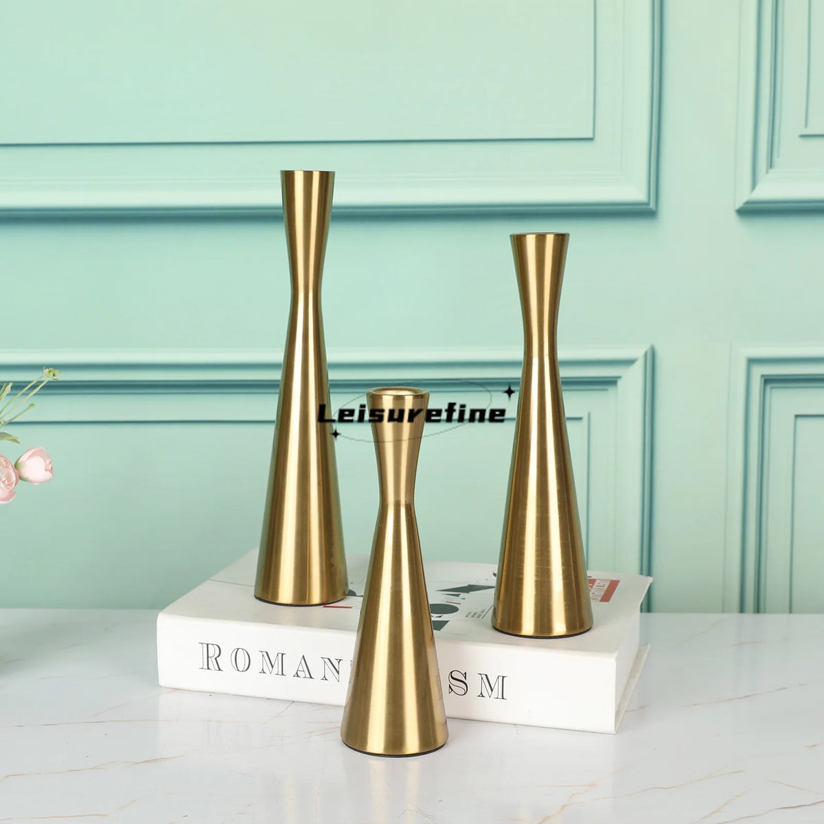 Set of 3 modern iron candle holders for festive decoration - vue 2 sur 8