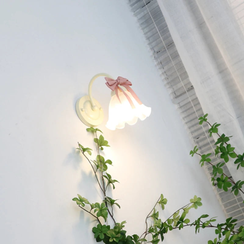 Glass princess wall light for modern children's bedrooms - vue 3 sur 16