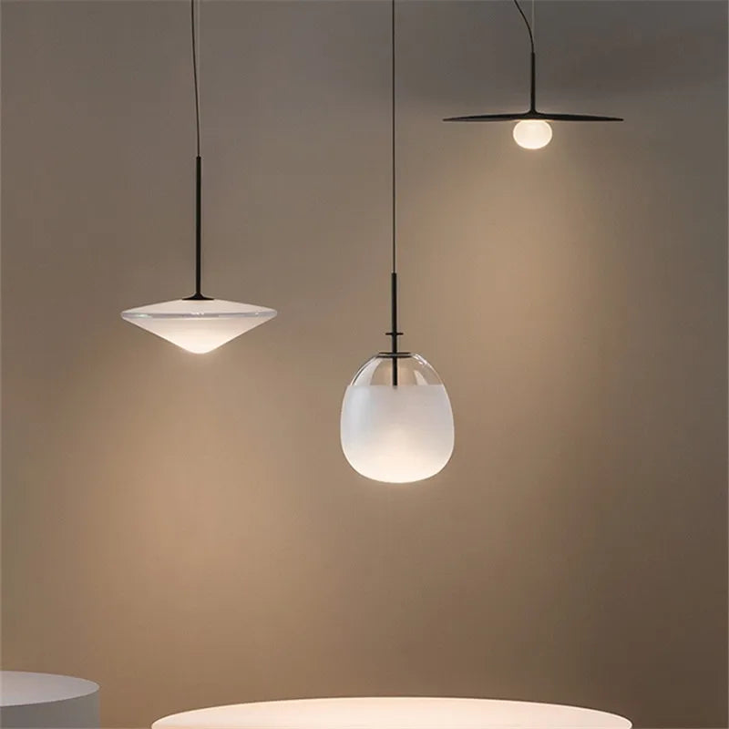 Tempo glass pendant light for modern spaces