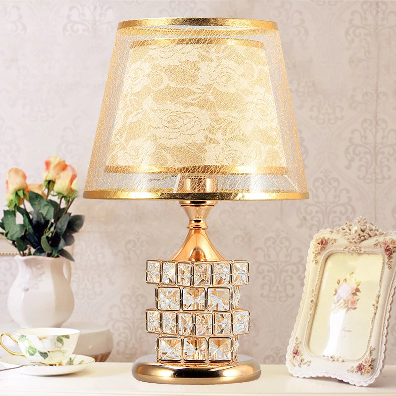 Modern crystal table lamp for luxury interior decoration