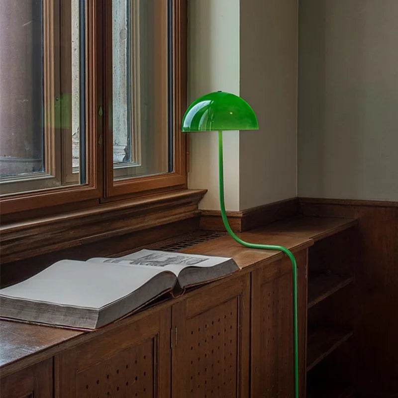 designer table lamp in the shape of a glass bean sprout - vue 5 sur 10