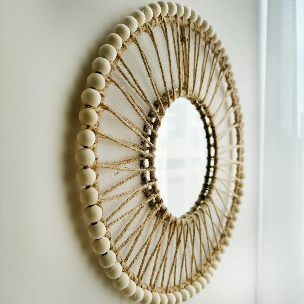 Hand-woven Nordic decorative mirror for a creative interior - vue 3 sur 6