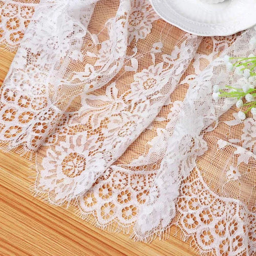 White floral lace table runner boho style - vue 8 sur 7