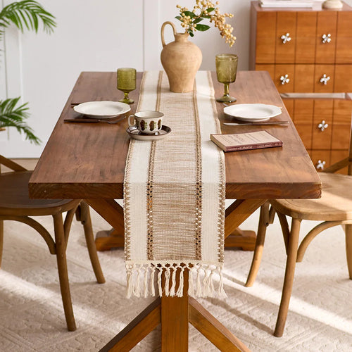 Boho khaki macramé table runner with tassels - vue 7 sur 7