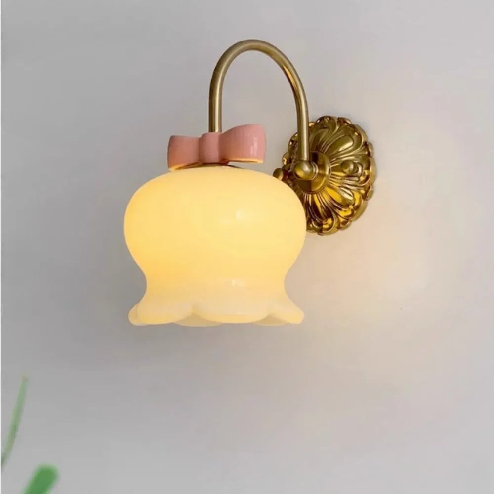 Simple led wall light with bow for creative wall decoration - vue 3 sur 9
