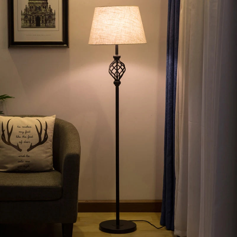 Simple retro iron floor lamp for indoor use
