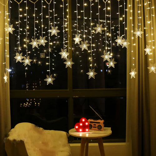LED snowflake string lights for party and Christmas decorations - vue 2 sur 12