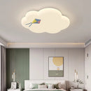 Creative cloud ceiling light for a cosy children's room