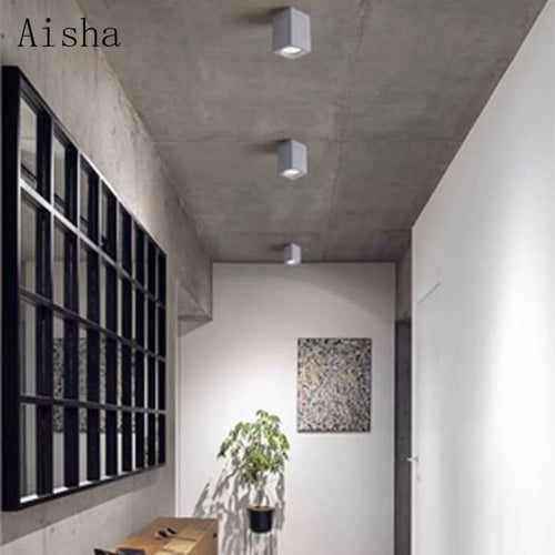Square LED ceiling light for modern interior decor - vue 4 sur 12