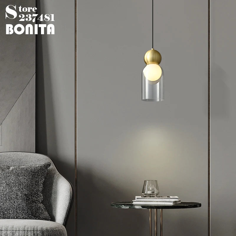 Transparent glass pendant light with decorative copper head - vue 3 sur 10
