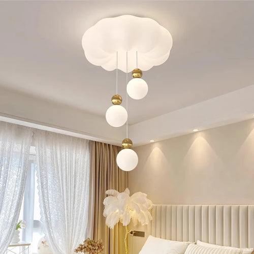 Modern cloud chandelier for children's room, romantic and cosy - vue 4 sur 15